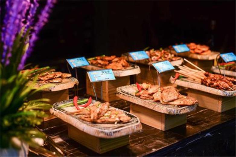 食其乐自助餐厅